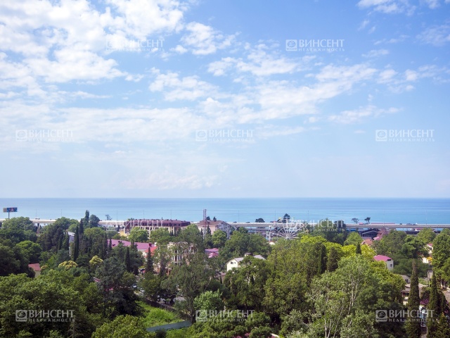 Большая квартира у моря