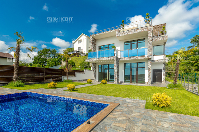 Коттедж с видом на море