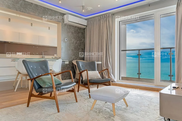 Просторная квартира в Сочи на первой береговой с видом