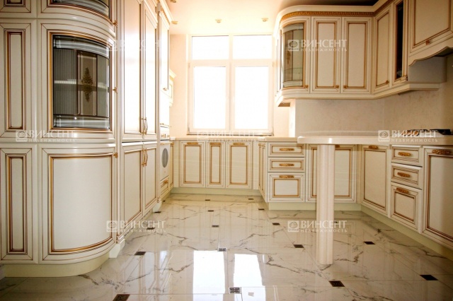 Двухуровневая квартира с дизайнерским ремонтом с видом на море