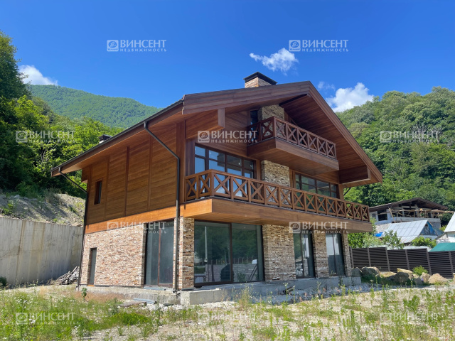 Шале у Озера Любви