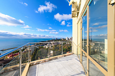 Пентхаус с удивительным видом на море 