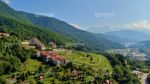 Участок в центре Красной поляны с видом гор
