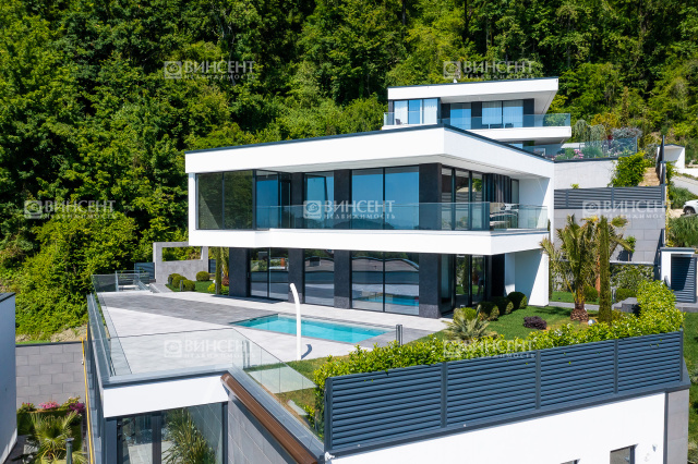 Вилла в стиле Hi-Tech