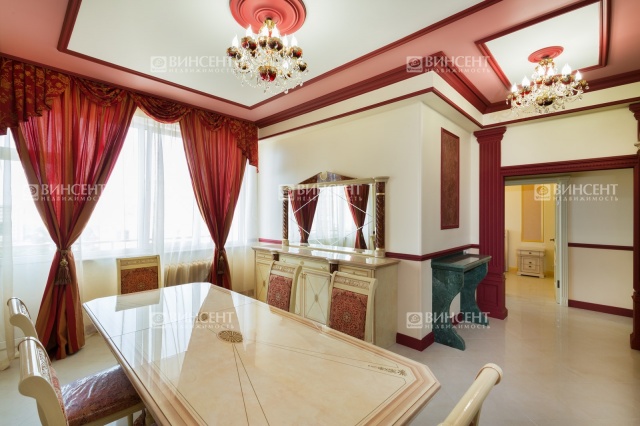 Трехкомнатная квартира в Сочи