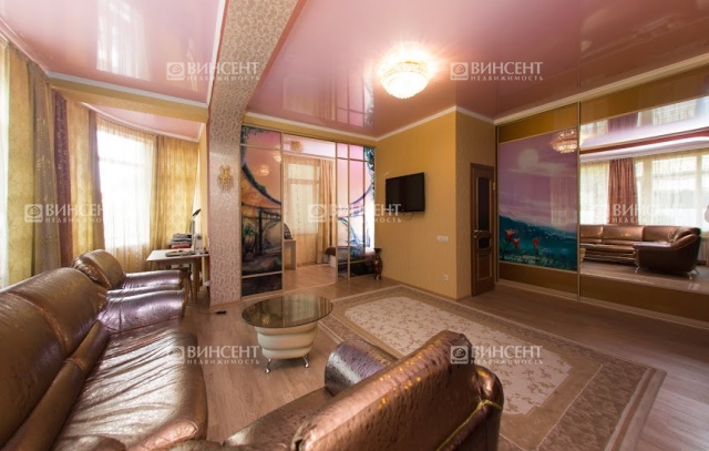 Светлая квартира на Светлане