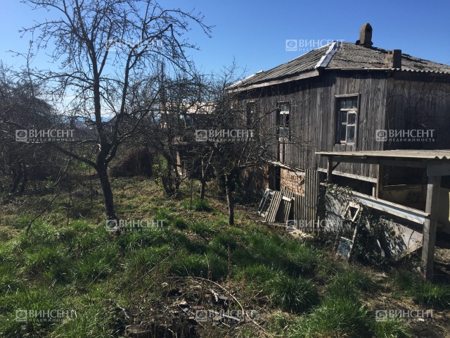 Ровный участок с коммуникациями