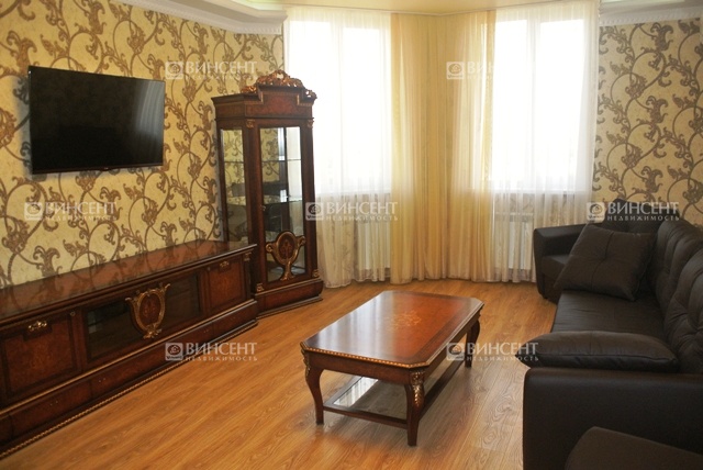 Просторная квартира возле парка "Ривьера"