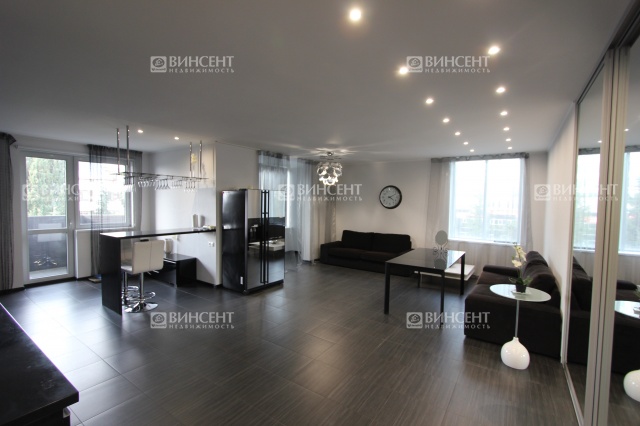 Многокомнатная квартира в районе Цирка