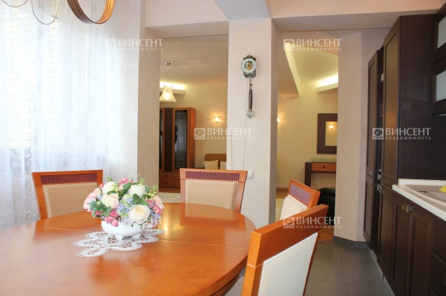 Трехкомнатная квартира на Первомайской