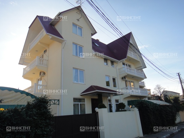 Гостиница в центре Адлера