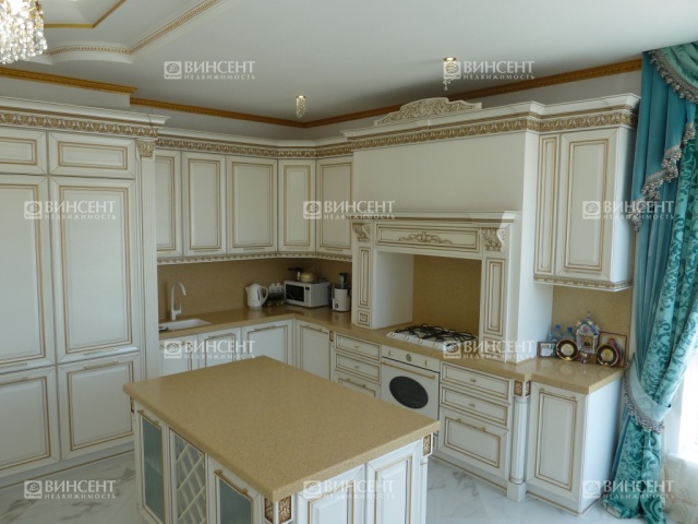 Двухуровневая квартира у моря