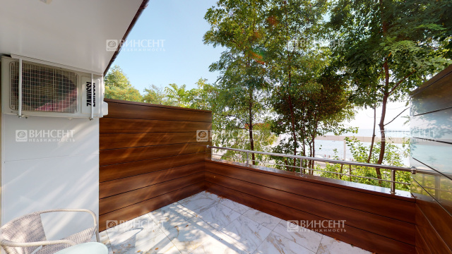 Просторная квартира на берегу моря