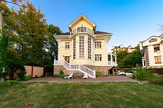 Дом в Сочи с видом на морскую гладь