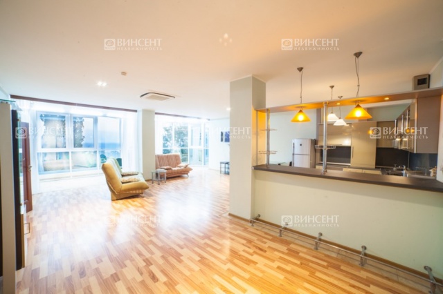 Квартира с видом на побережье