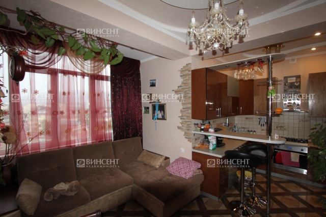 3 комнатная  в центре