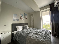 Квартира в Сочи у моря на первой береговой линии