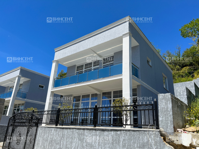 Дом в коттеджном поселке