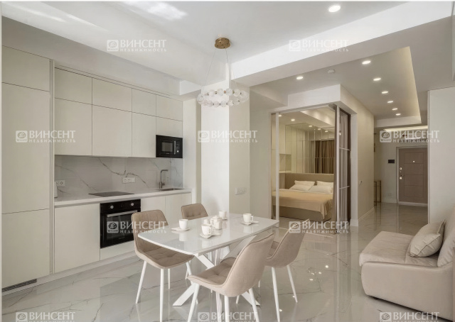 Апартамент с видом на море и дизайнерским ремонтом