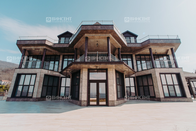 Уникальная вилла с панорамным видом на море