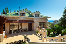 Семейный коттедж на Благодатной