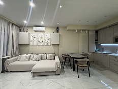 Апартамент у моря в АК "Светлана Парк"