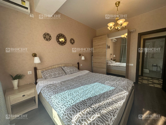 Квартира в доме у реки