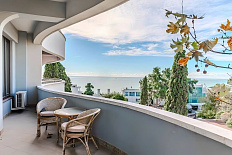 Дизайнерская квартира в Сочи в Золотом Треугольнике