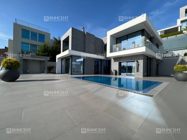 Дом в стиле хайтек