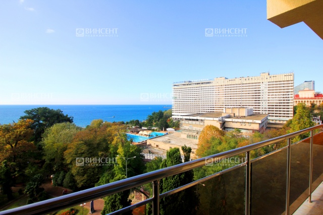 Элитная квартира на побережье Сочи