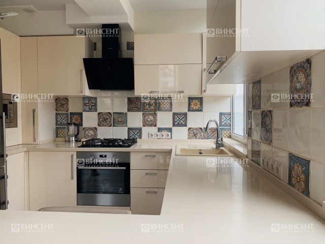 2-х комнатная квартира на Макаренко с  ремонтом