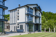 Дом в центральном Сочи 