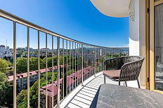 Дизайнерская квартира в сердце Сочи