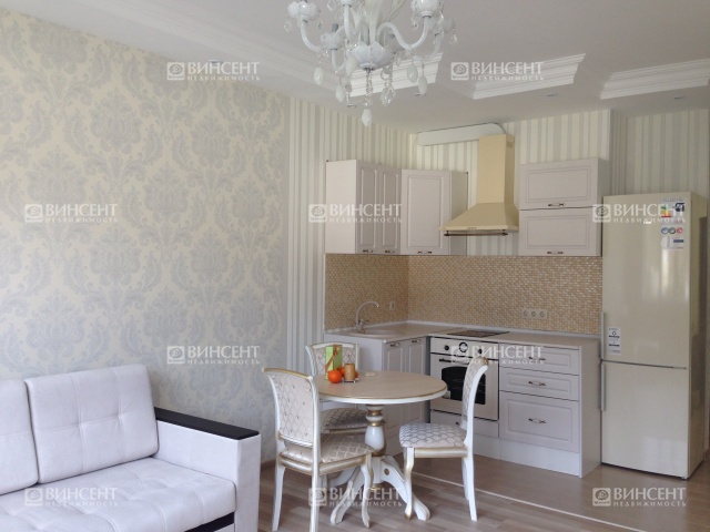 Светлая квартира у моря