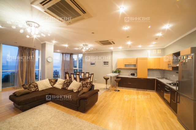 Квартира в элитном жилом комплексе, рядом с морем