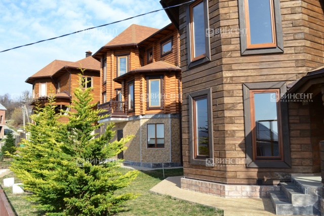 Коттедж 114 м2, участок 4 сот.