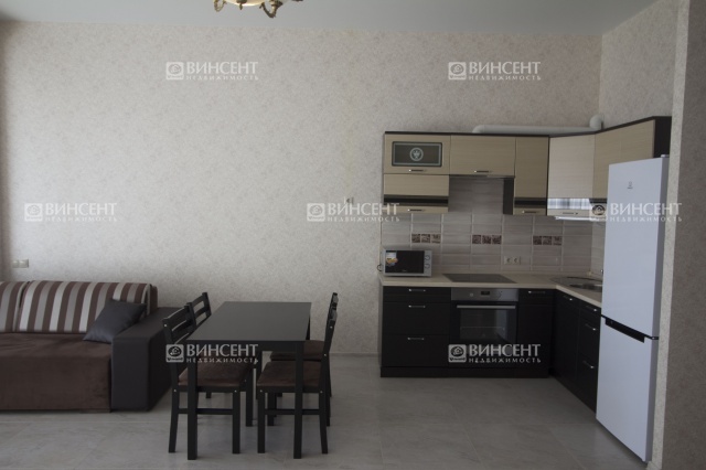 Квартира в центре с видом на море