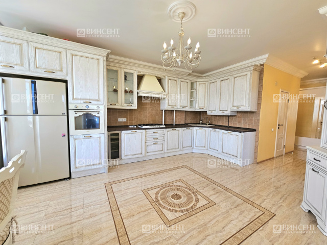 Панорамная квартира на Светлане