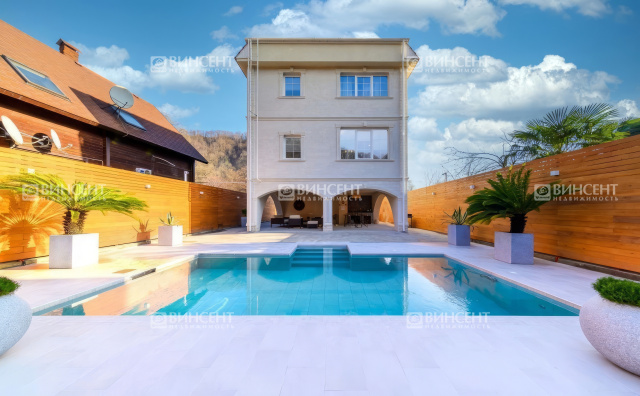 Дом в Сочи в средиземноморском стиле