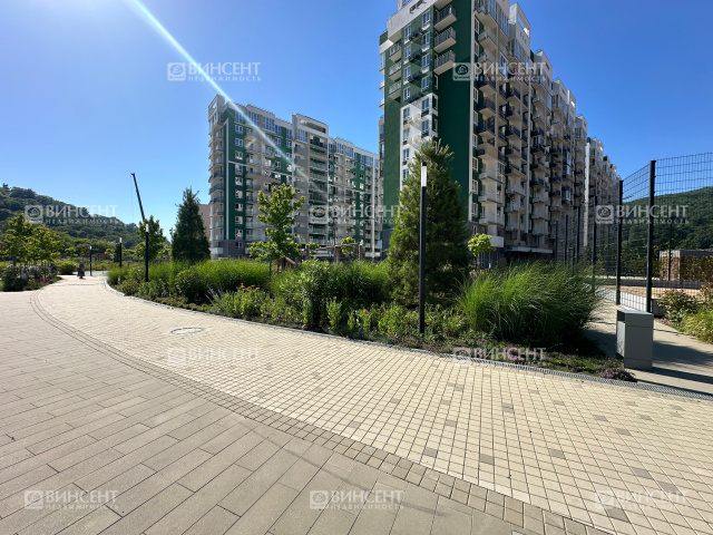 Квартира с просторным балконом в ЖК &quot;Флора&quot;