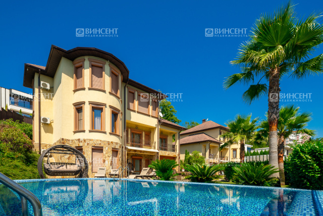 Дом у моря в Хосте