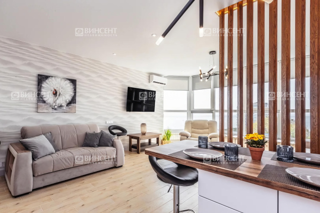 Квартира с панорамным видом на море в центре Сочи