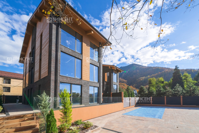 Шале на Красной Поляне