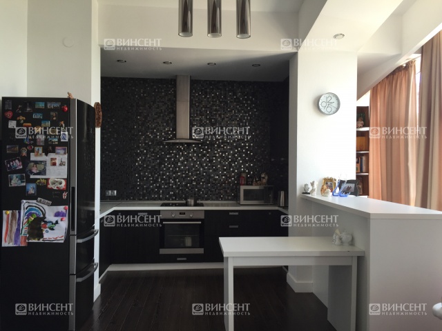 Двухуровневая квартира в спальном районе