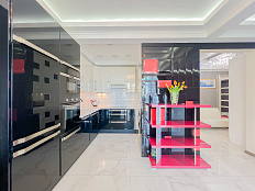 Квартира с видом на море в самом центре Сочи