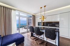 3-х комнатная квартира с видом на море