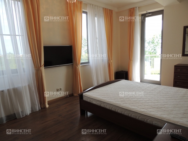 Трехкомнатная квартира с ремонтом с видом на море