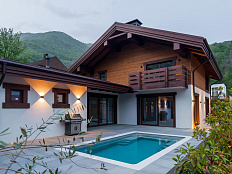 Коттедж в самом центре Красной Поляны