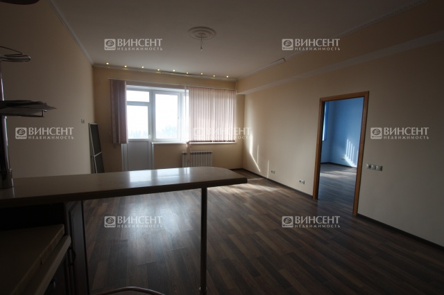 Трехкомнатная квартира у моря.