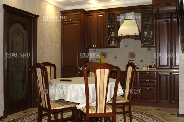 Двухкомнатная квартира с дизайнерским ремонтом